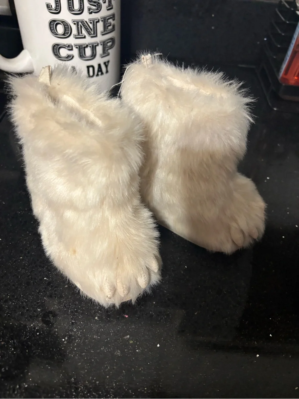 Kids Faux Fur Booties in Cream - Cozy Winter Slippers